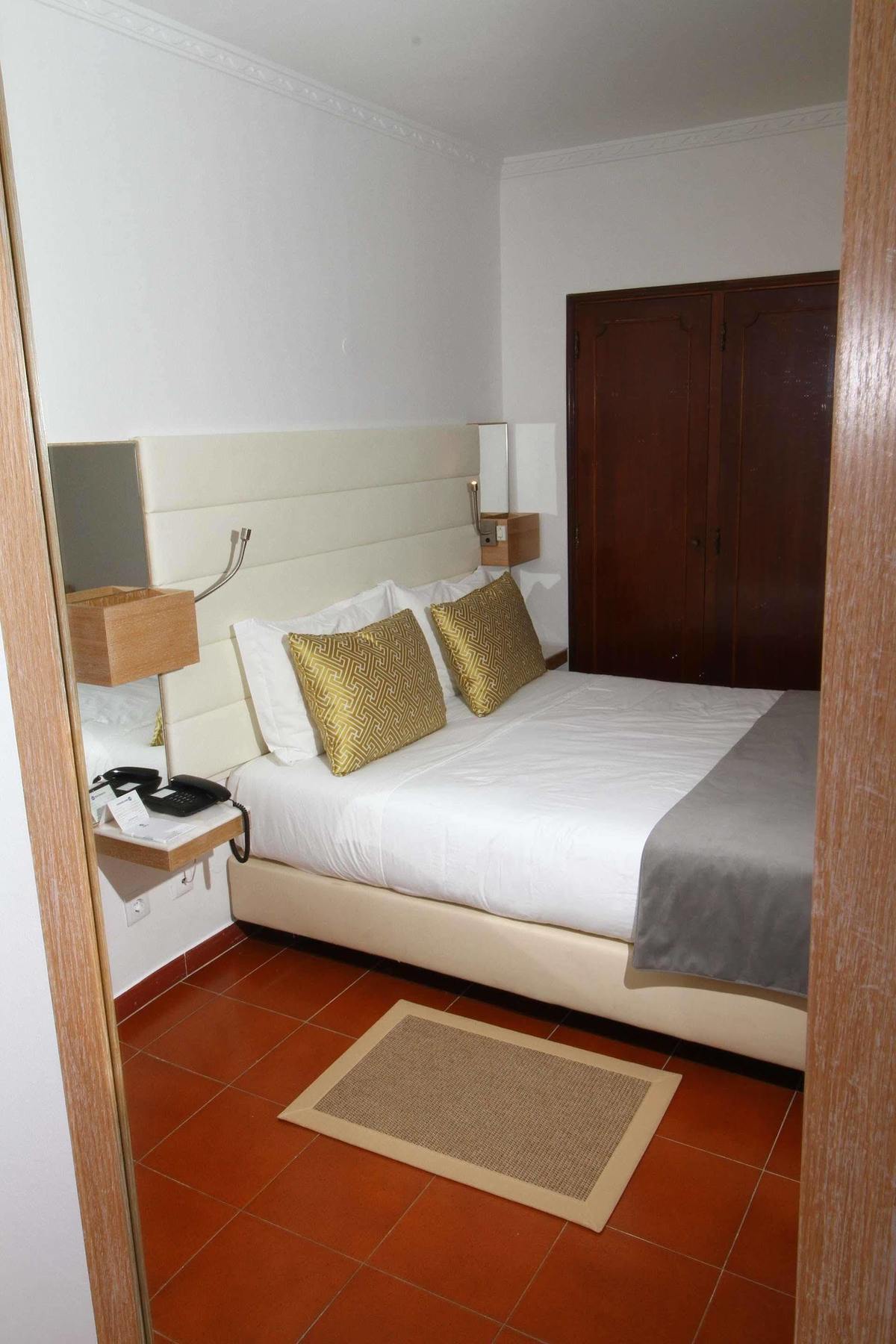 פארו Best Western Hotel Dom Bernardo מראה חיצוני תמונה